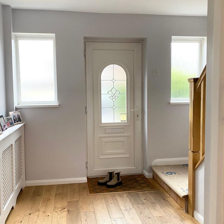 Entrance hallyway - Warlingham