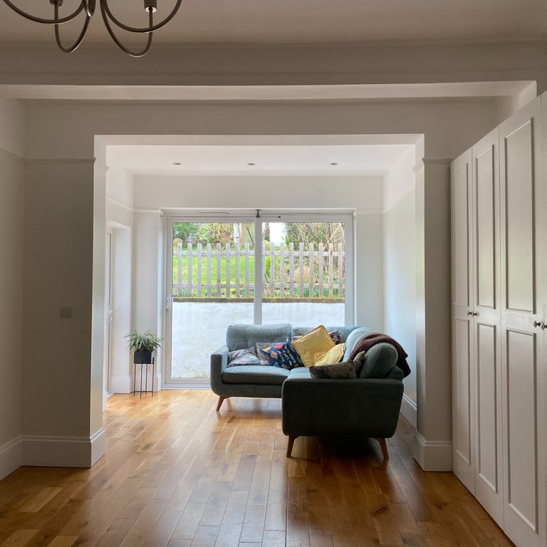 Lounge - Purley