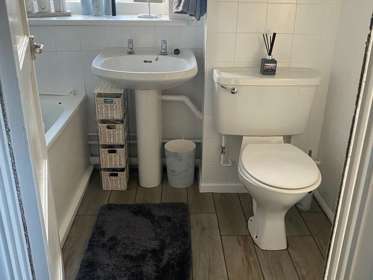 Bathroom - Mitcham