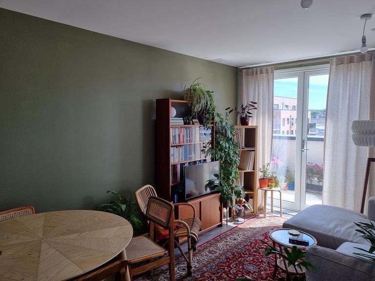 Lounge - Walthamstow